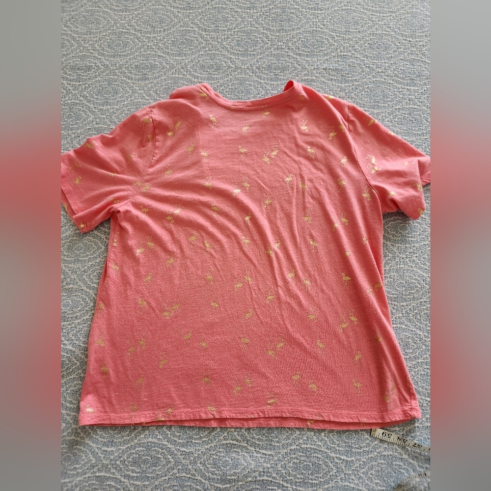 Banana Republic XL T-Shirt with Gold Accent Flamingos
